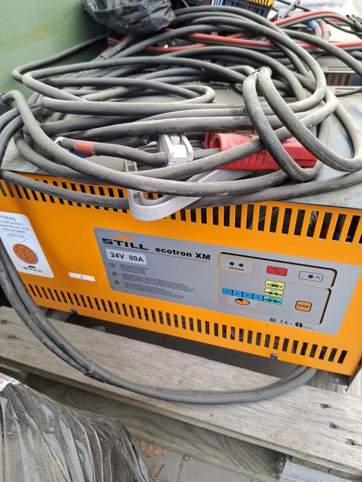 WÓZEK widłowy magazynowy elektryczny