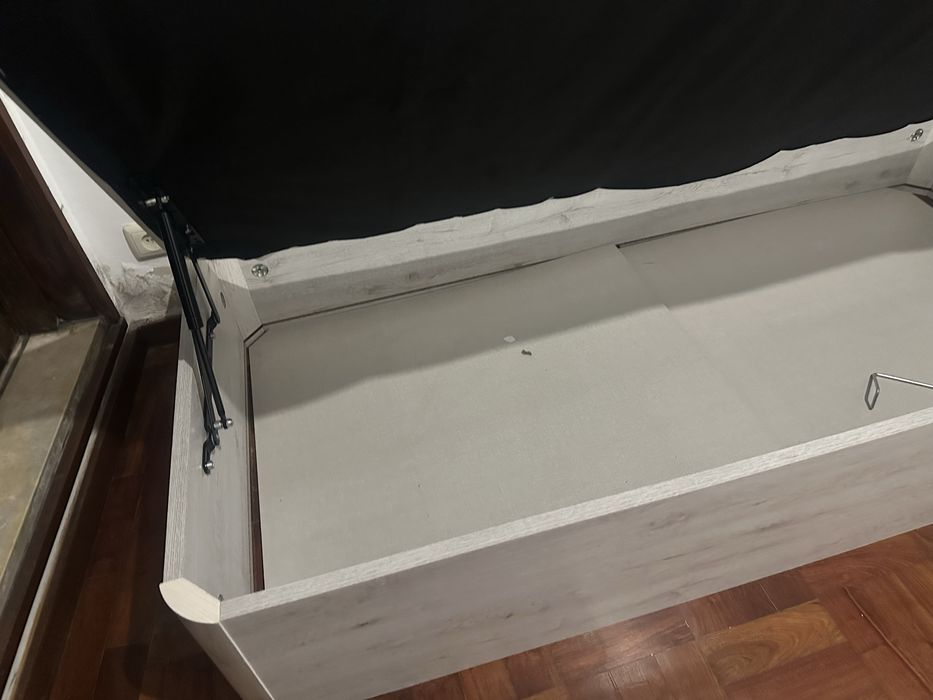 Cama solteiro com colchão