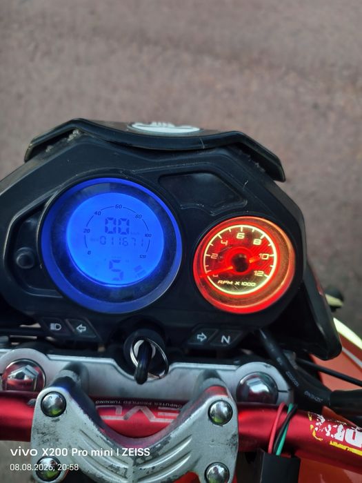 Продам Spark r26