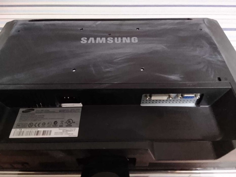 monitor Samsung usado446402502444994560