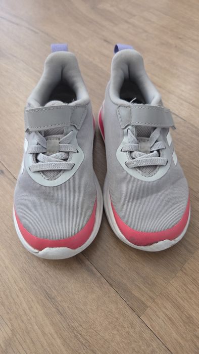 Buty adidas 26 dla dziewczynki