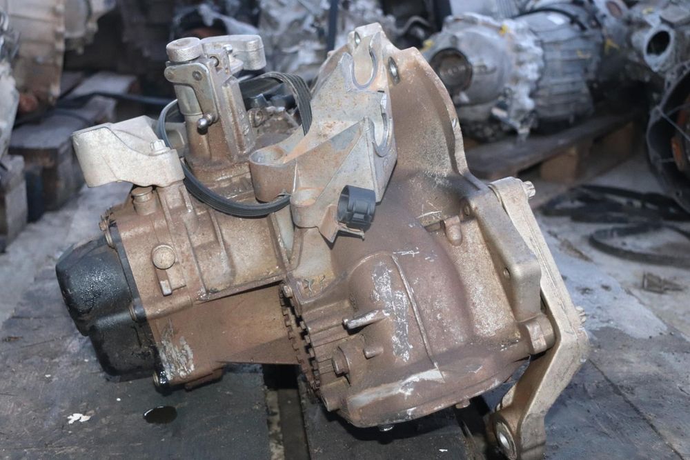 Caixa De Velocidades Opel Corsa E