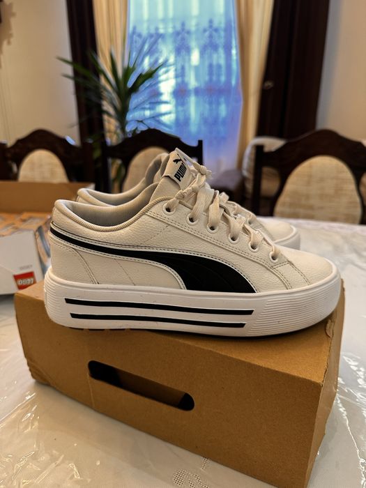 Кросівки PUMA Court Classic 37 розмір