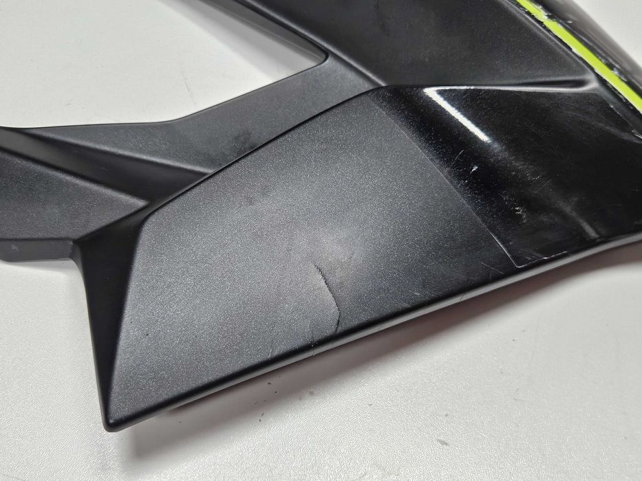 Owiewka prawa osłona boczna chłodnicy Kawasaki Z125 rok 19-24