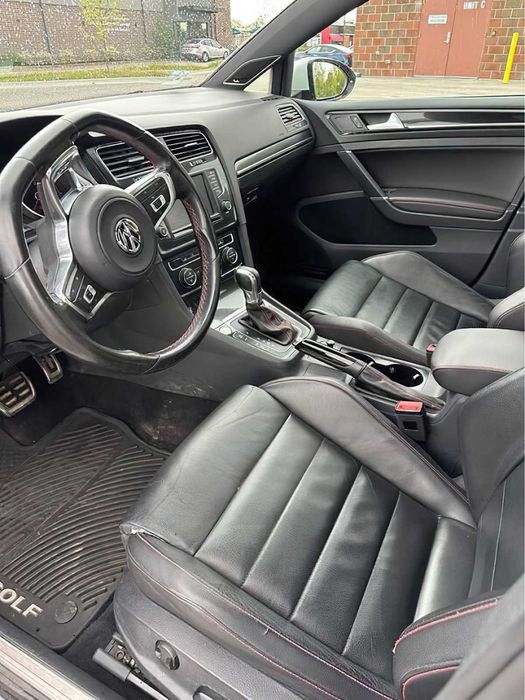 Volkswagen Golf GTI Autobahn      2016