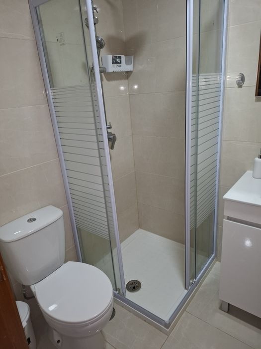 Alugo quarto  Arrancada do vouga