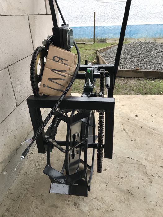 Мотопідгортач Окучник