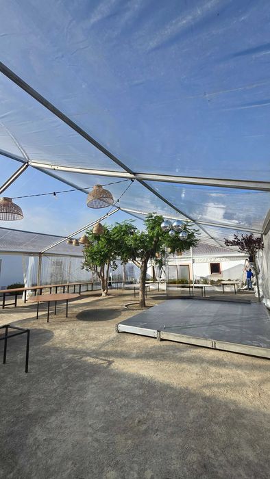 Aluguer de tendas e palcos