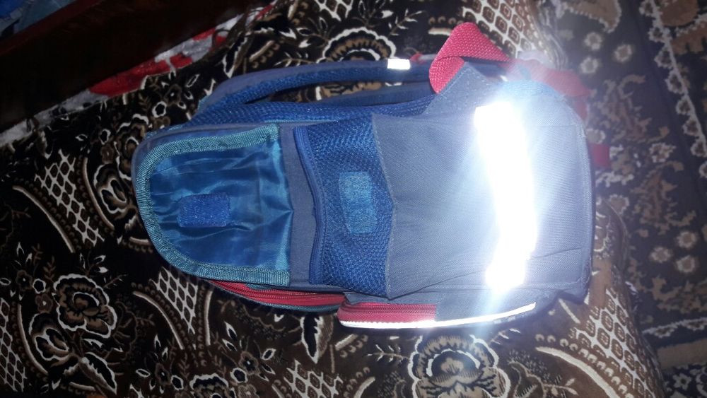 Рюкзак школьный в отличном состоянии.