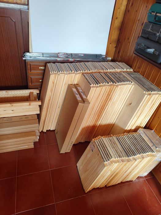 Estantes madeira pinho IKEA IVAR (bastantes) novas