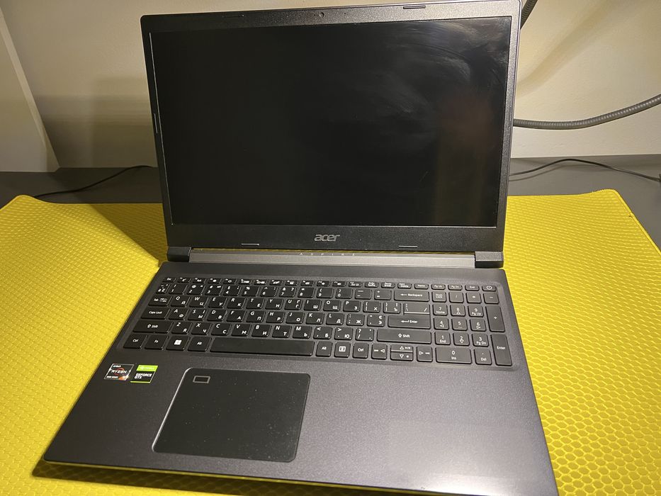 Ноутбук Acer Aspire 7