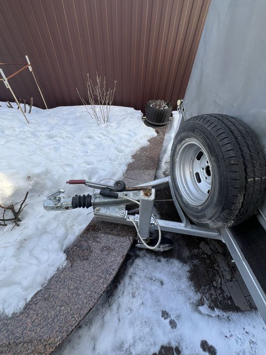 Продаж причіпа двухосного