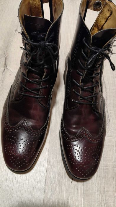 Botas em pele genuína