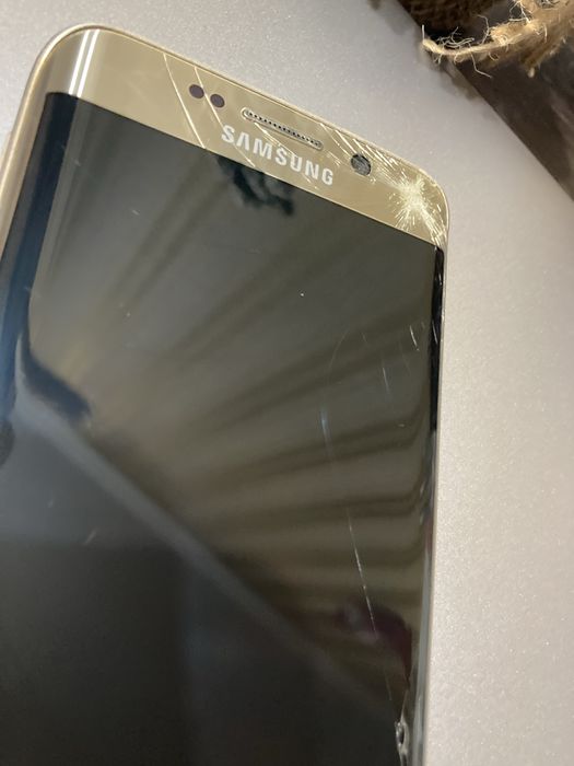 Телефон  смартфон Samsung Galaxy S6 Edge