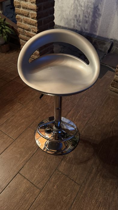 Стул барный