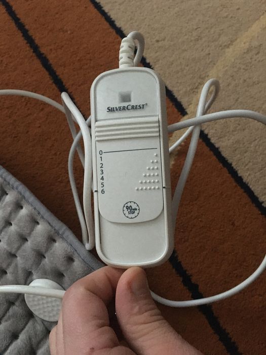 Електрогрілка для спини і шиї