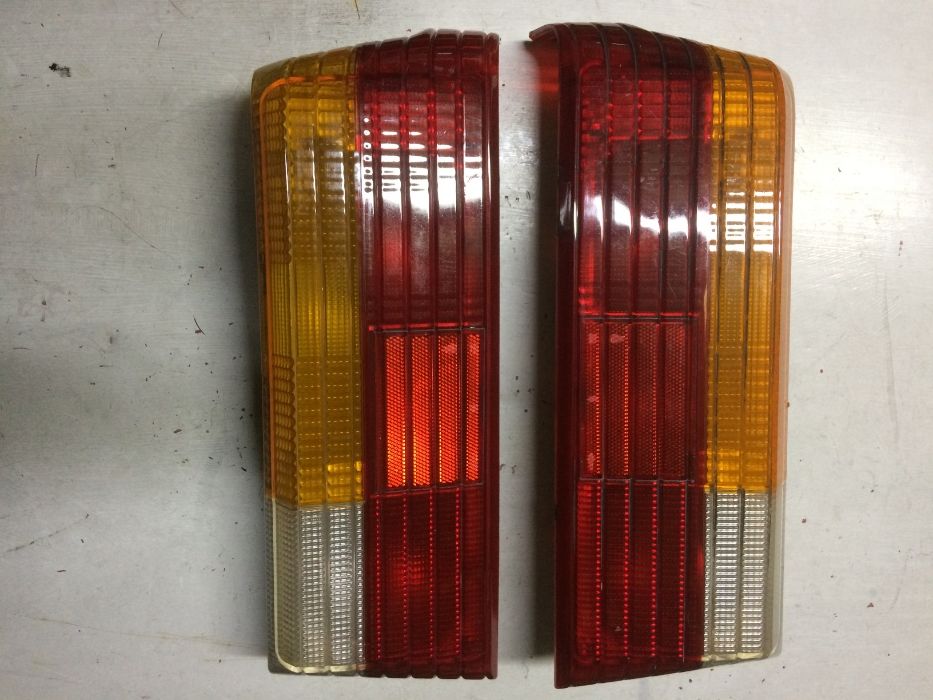 Lampa tył lewa Peugeot 305 ŁADNE ORYGINALNE