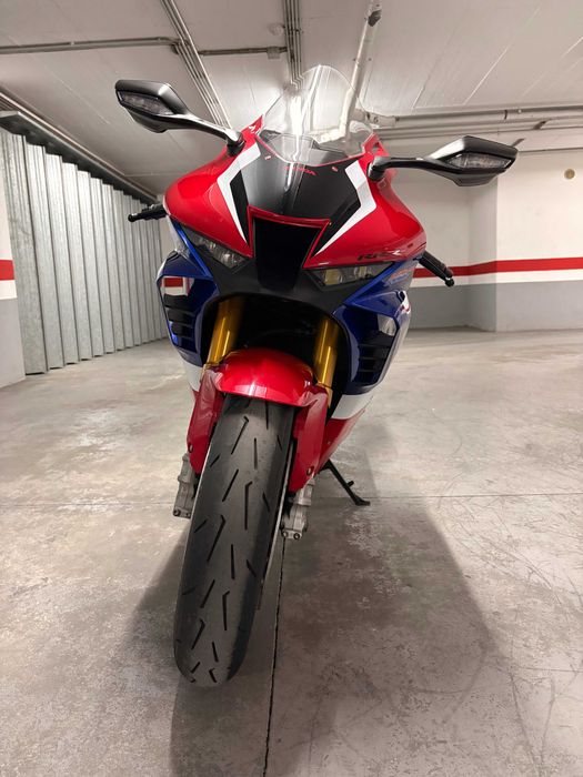 Honda CBR 1000 RR-R SP 2021