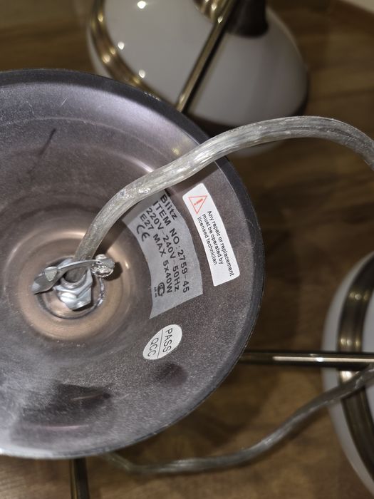 Люстра стельова класична с п'ятьма плафонами