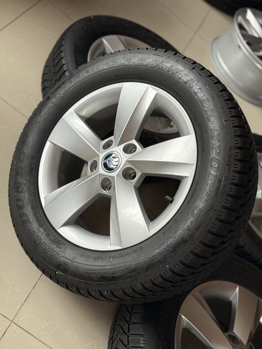 Диски оригінал Skoda Superb r16/5/112 шини зимові 215/60/16 Dunlop