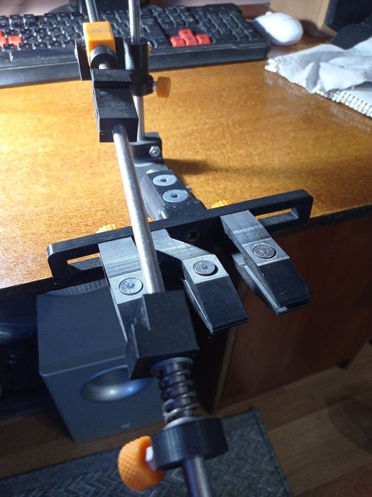 Точилка для ножів.Заточна система.