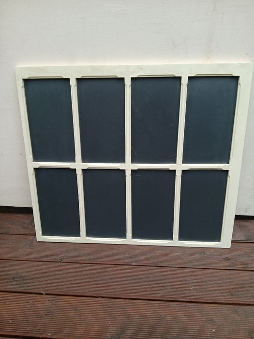 Płotek zabudowa drewniana.