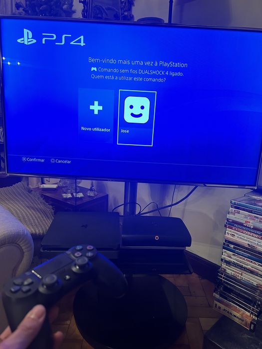 Vendo Playstation 4 em ótimo estado