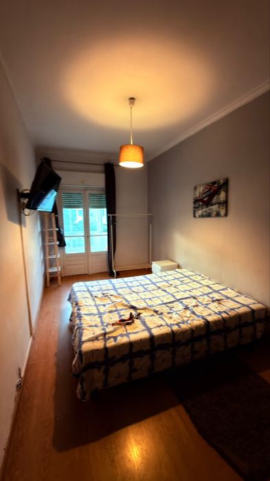 Arrenda-se Quarto Damaia