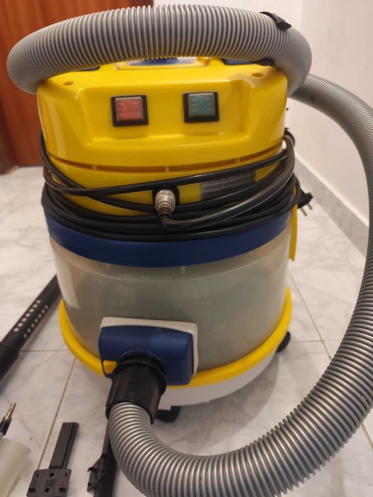 Aspirador de sólidos e líquidos