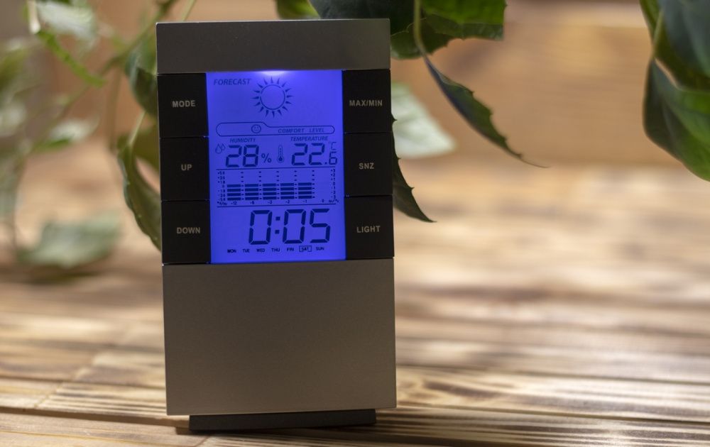 Домашний термометр, метеостанция WFC-3210