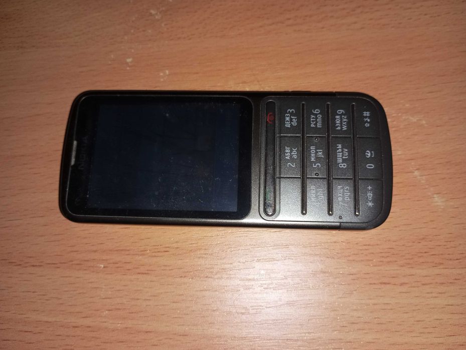 Мобильный телефон Nokia C3-01 сенсорно кнопочный звонилка
