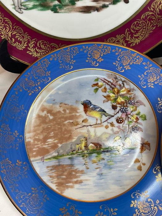 Antiguidade pratos decorativos Limoges em bom estado