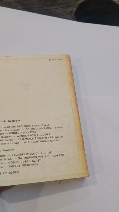 Lot w przeszłość książka