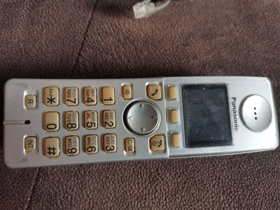 Телефон Panasonic KX-TGA810ua