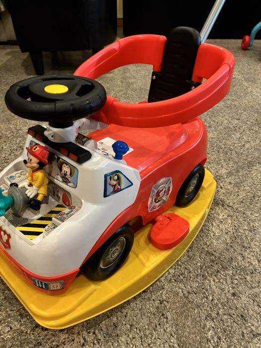 Carro / baloiço bombeiros Disney