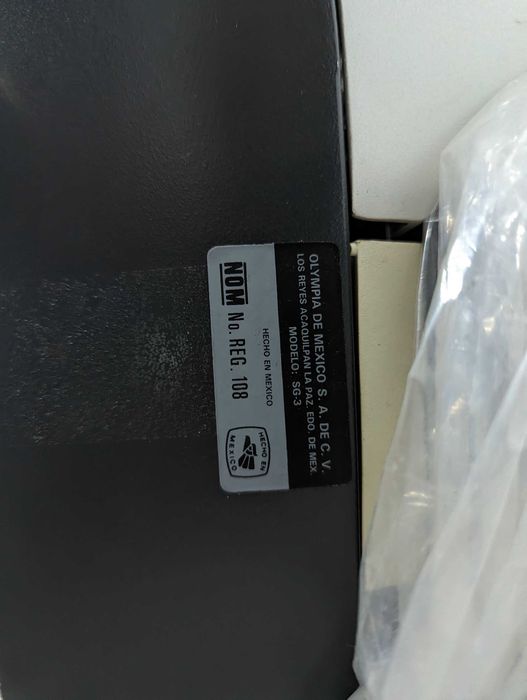 Duas Olympia - Máquinas de Escrever Vintage