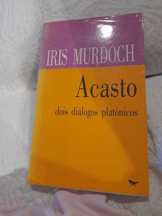 Acasto de Iris Murdoch