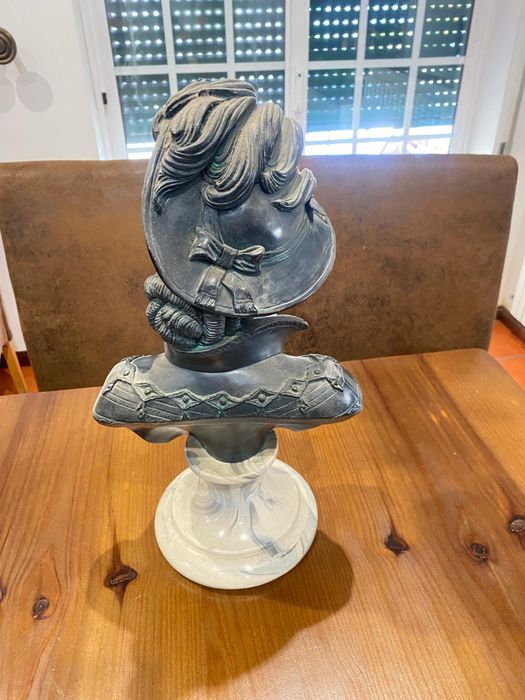 Bronze and Marfinite Statue64752386576258121