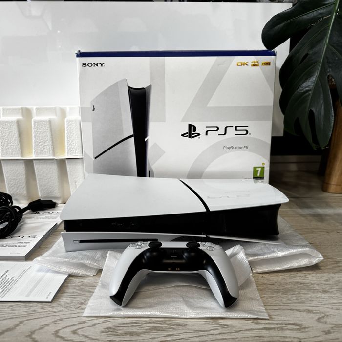 PS5 z napędem GWARANCJA 9 msc playstation 5 konsola naped ps Wrocław