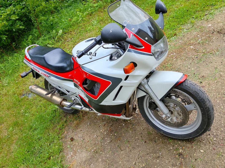 Suzuki GSX 750 F