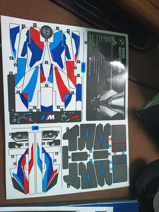 Bmw motor klocki m1000rr 1920 elementow. Zlozone