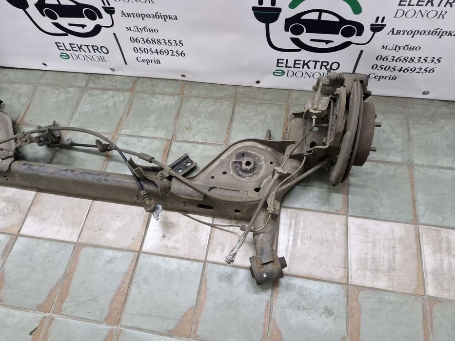 Задня балка цапфа супорт пружина Nissan Leaf 18-24 рік