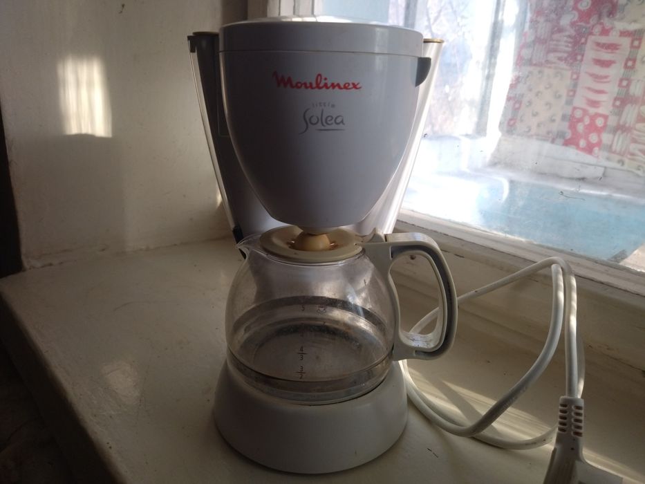 Кофеварка,Мулинекс б/у в хорошем состоянии.