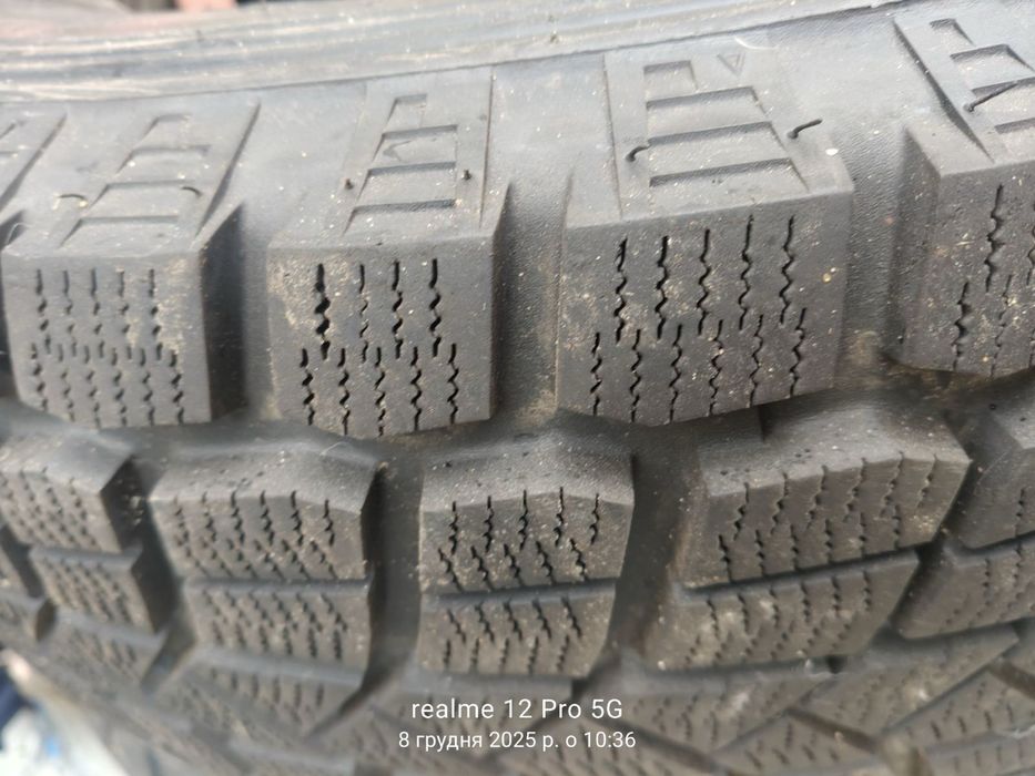 Зимові шини MAXXIS SS-01 PRESA ICE SUV 275/70 R16 114Q