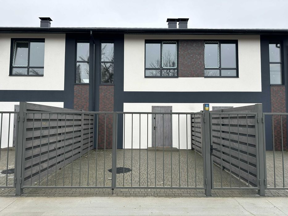 Готовий таунхаус з газом у Гостомелі! Вигідна ціна. Затишна локація!