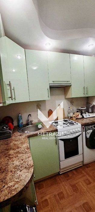 Продам2ком кв мебель техника метро Салтовское  Р-н Л. Толстого м\р 533