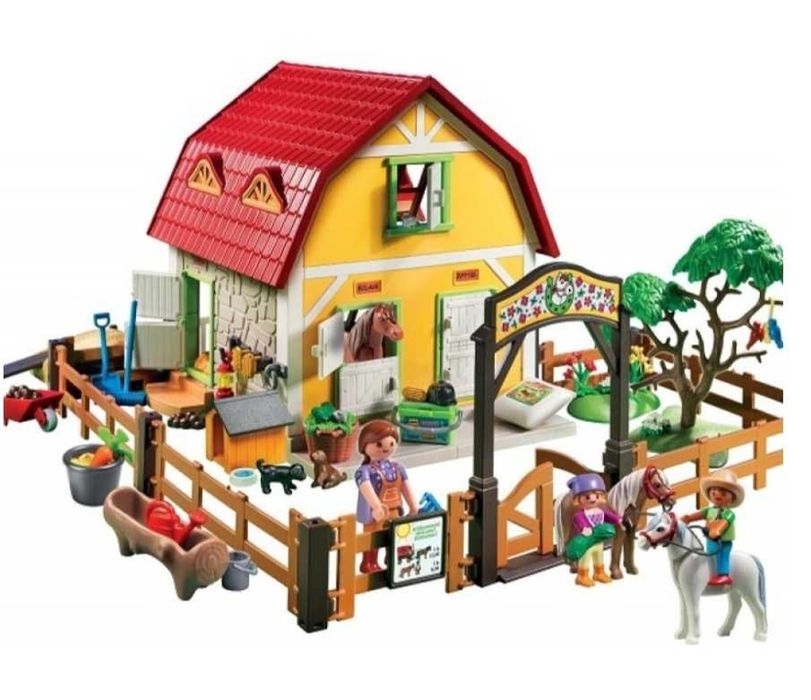 Stadnina koni Playmobil 5222