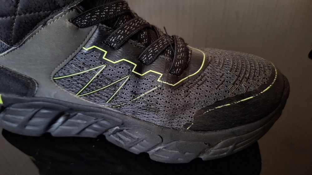 Buty chłopięce Skechers  rozm.35