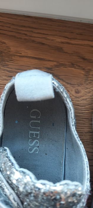 Buty firmy guess 31
