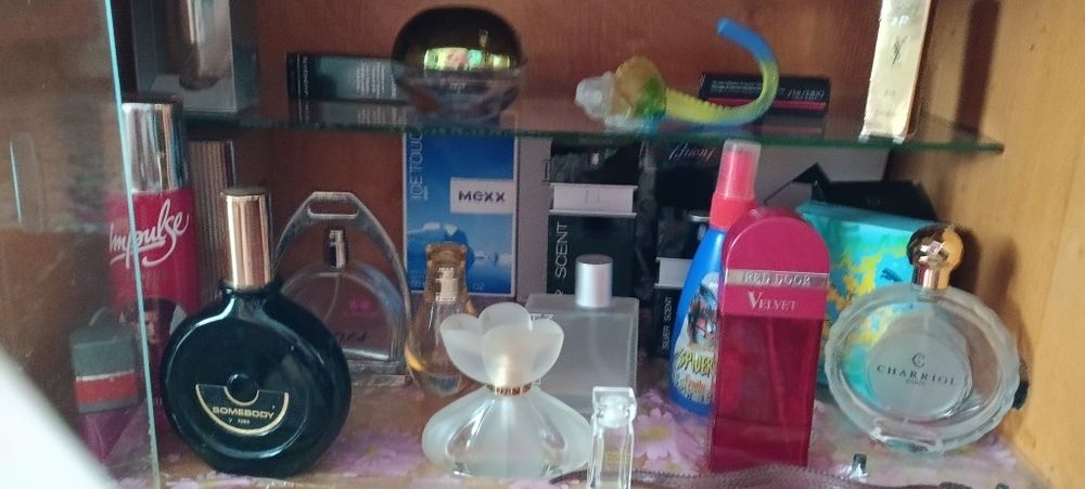 Флакони від парфюму духів одеколону пусті